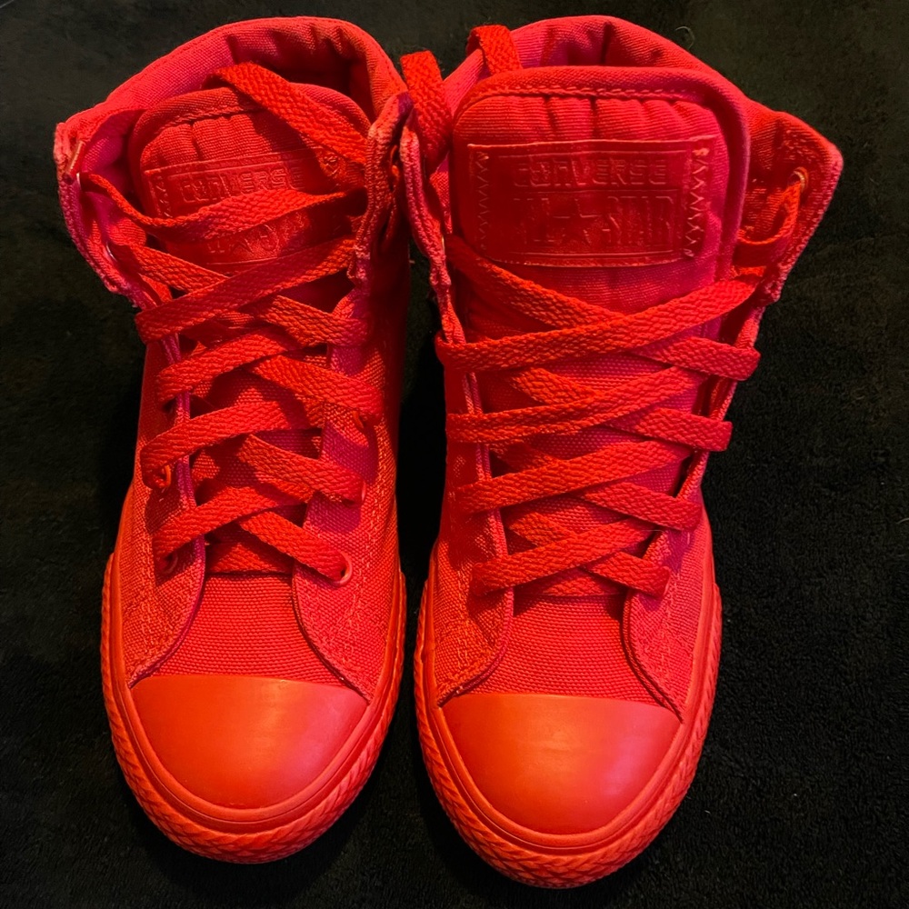 All Red high Top converse shoes size 3 for youth